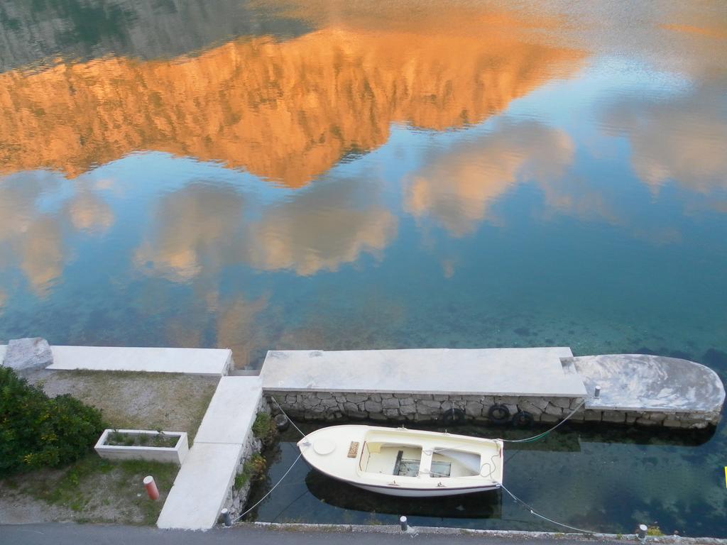 Ribica Apartments Kotor Exterior foto